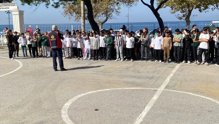 Çınarcık Belediyesi’nden Öğrencilere Yangın ve Afet Eğitimi